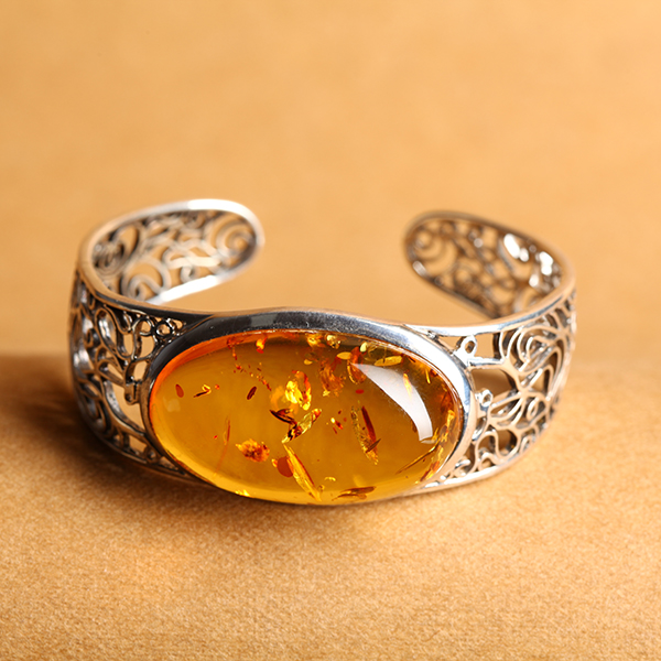 红叶珀银镶手镯