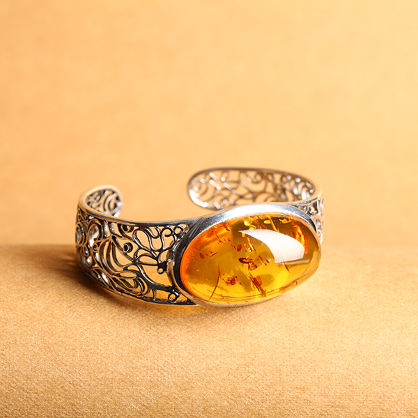 红叶珀银镶手镯