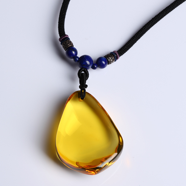 金珀素石项链